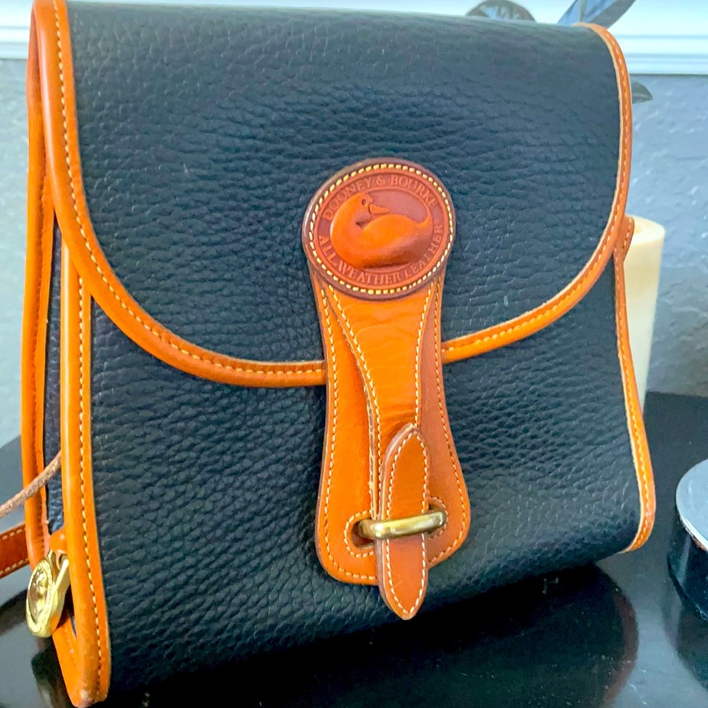 Dooney and Bourke Shoulder Bag